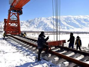 Chińczycy rozpoczeli już budowę wszystkich odcinków alternatywnej trasy kolejowej do Tybetu