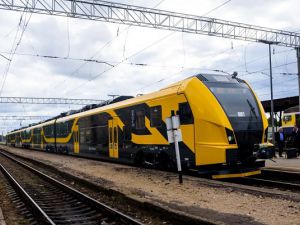 Grupa Škoda zaprezentowała w Rydze pierwszy elektryczny pociąg dla Łotwy