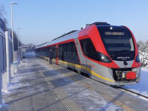Nowy przystanek Tomaszówek zwiększył dostęp do kolei na linii Łódź - Opoczno