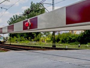 Mazowsze – na przejazdach kolejowo-drogowych dodatkowe zabezpieczenia