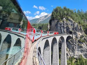 Szwajcarskie koleje górskie odnotowują rekordowe przewozy pasażerów