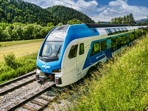 Dziś, 14.01.br. po raz pierwszy w historii, pasażerowie pojadą po słoweńskich torach pociągami KISS