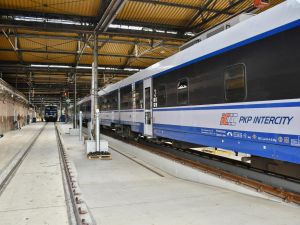 Kurier Kolejowy z wizytą w hali wrocławskiej lokomotywowni PKP Intercity.
