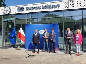 Dworzec kolejowy w Milanówku otwarty!