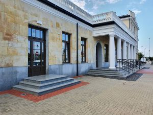 Dworzec w Skarżysku-Kamiennej dostępny dla podróżnych