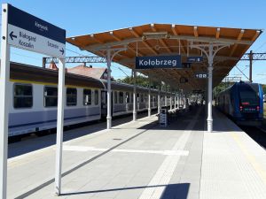 Pięć nowych przystanków kolejowych powstanie w Koszalinie, Kołobrzegu i Świdwinie 