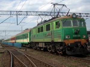 PKP IC sprzedaje dziewięć lokomotyw elektrycznych