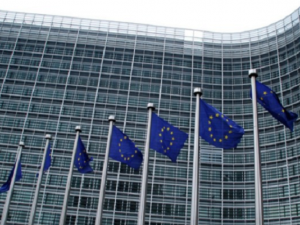Unia Europejska wprowadza sankcje w transporcie z Federacja Rosyjską i Białorusią. 