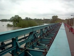 Krapkowice zmienią most kolejowy w drogowy