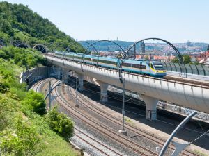 53 miliardy koron to budżet inwestycyjny czeskiego zarządcy infrastruktury kolejowej w 2022 roku.