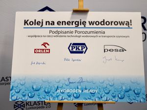 Umowa o współpracy przy wdrażaniu technologii wodorowych w transporcie szynowym podpisana.