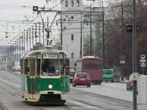 Warszawa: zabytkowym tramwajem na świąteczny jarmark