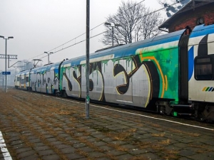 Grafficiarze dopadli ELF-a Kolei Śląskich