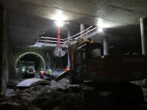 Rondo ONZ – demontaż tuneli na poziomie -2