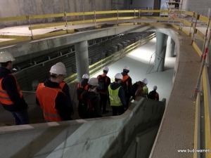 Studenci na budowie odcinka II linii metra