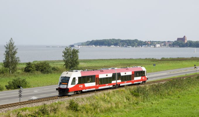 20 czerwca 2019 roku ruszają wakacyjne, kolejowe połączenia Arriva z Bydgoszczy do Helu 