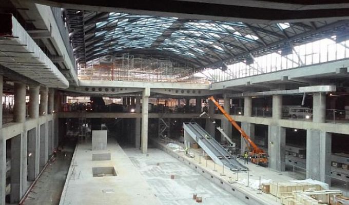 Łódź Fabryczna: dach dworca już prawie gotowy