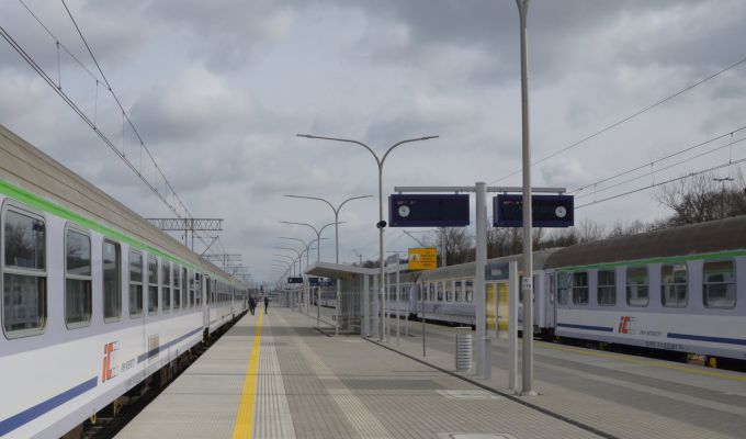 Nowe perony na trasie Rail Baltica uruchomione
