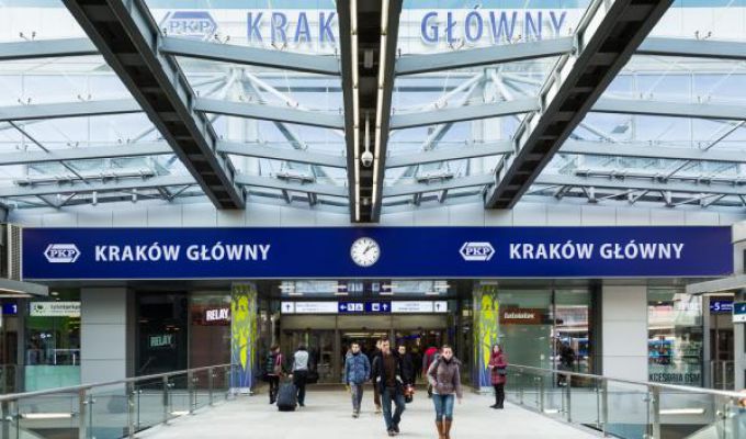 Książka w podróży - akcja PKP na stacji Kraków Główny