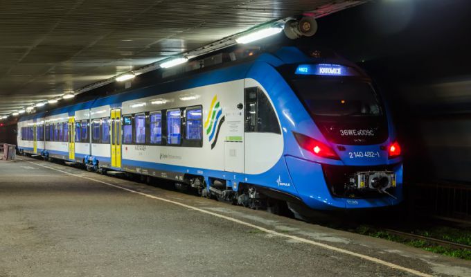 Koleje Śląskie zachęcają studentów do podrózy pociągiem