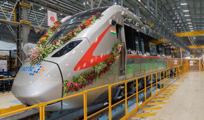 Alstom dostarcza pierwszy w Indiach półszybki pociąg regionalny dla projektu Delhi-Meerut RRTS