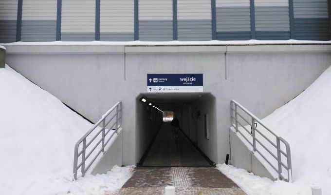 Rail Baltica: bezkolizyjne przejścia przez tory zwiększą bezpieczeństwo – jest umowa