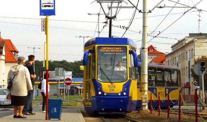 Toruń: tramwajem na Bielany