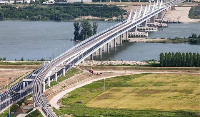 Powstał najdłuższy most kolejowy na Dunaju