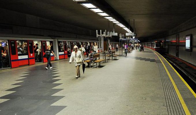 Warszawa: rozbudowa II linii metra priorytetem