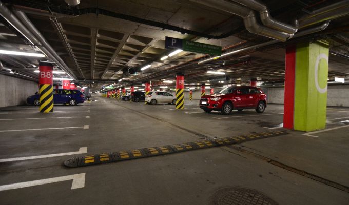 Prawie 1000 miejsc na parkingach PKP Mobility