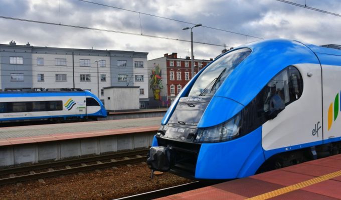 Rośnie punktualność pociągów Kolei Śląskich