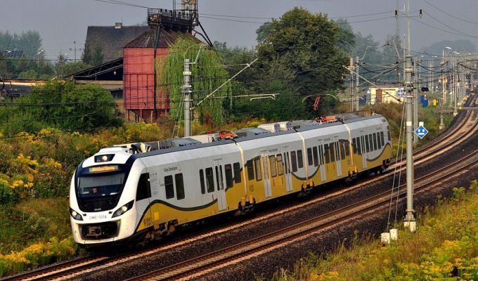 Koleje Dolnośląskie - pociąg do literatury (14 lipca)
