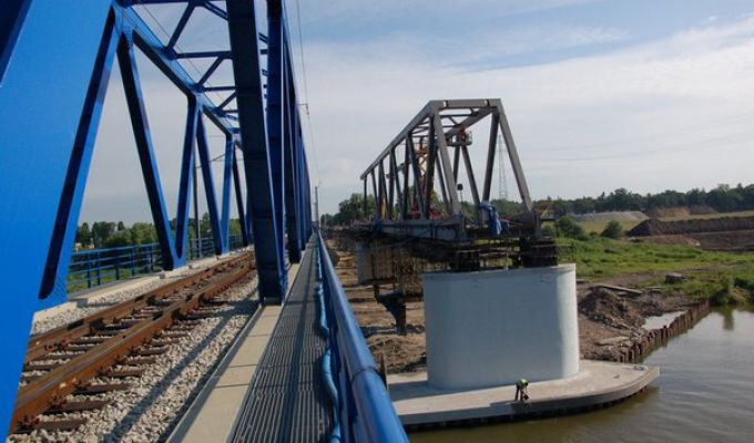 Z Wrocławia do Poznania przez nowy most kolejowy