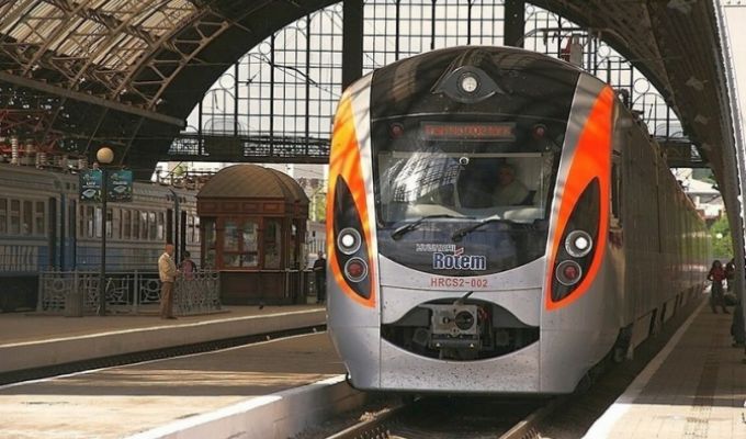 Ukrzaliznycia uruchamia nowy pociąg międzynarodowy, z Lwowa do Warszawy