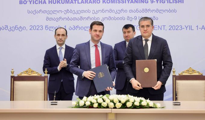 Uzbekistan i Gruzja uzgodniły zwiększenie transportu w korytarzu transkaspijskim