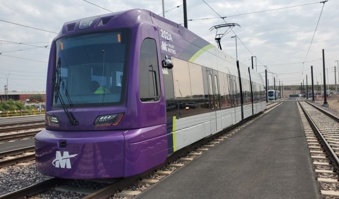 Siemens Mobility dostarczy 14 dodatkowych pojazdów kolei podmiejskiej S700 do Phoenix
