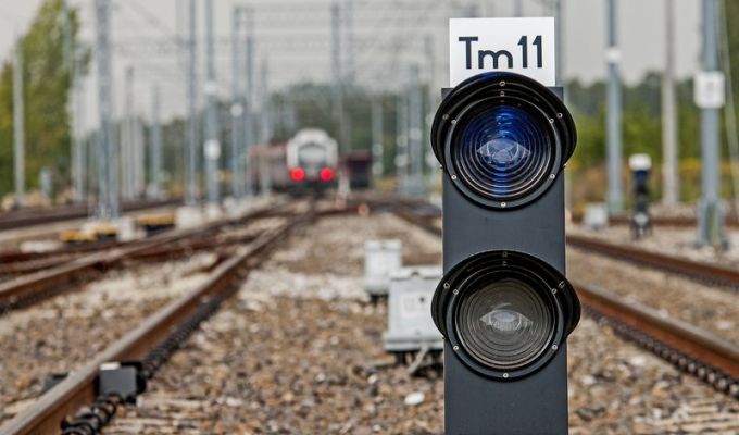 UTK publikuje „Poradnik dla komisji kolejowych”