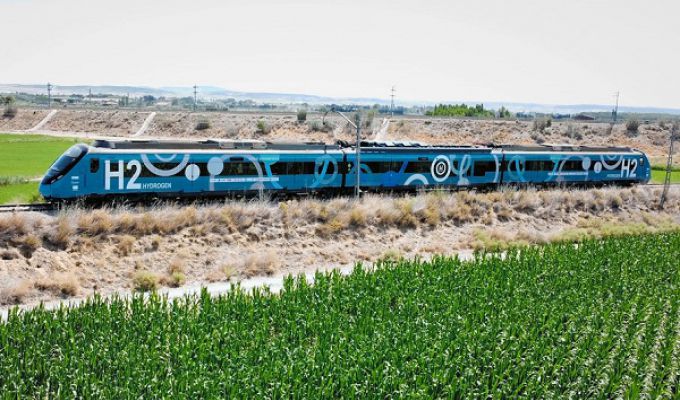 Hiszpański CAF rozpoczyna dynamiczne testy prototypu pociągu zasilanego wodorem