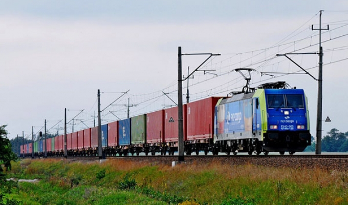 Pierwszy pociąg z kontenerami z Chin już w Łodzi