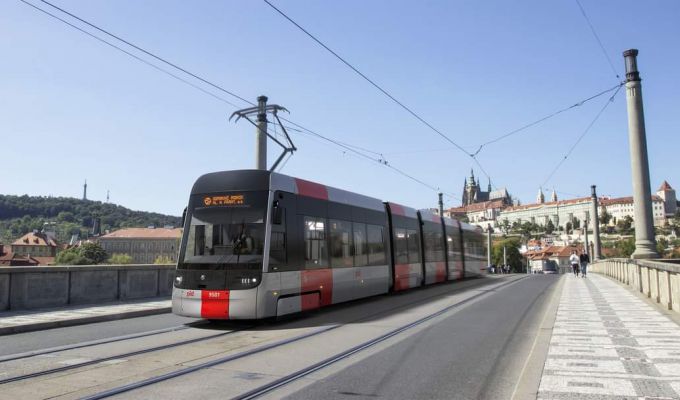 Nowe tramwaje Škoda ForCity Plus 52T po raz pierwszy pojawią się w Pradze w 2025 r.