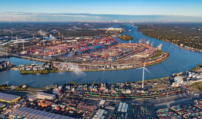 Port Hamburg – odczuwalny zwrot w wielkości przeładunków