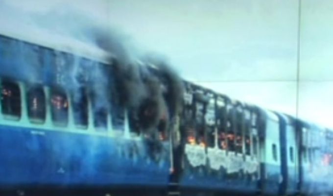 Indie: pożar pociągu, są ofiary śmiertelne